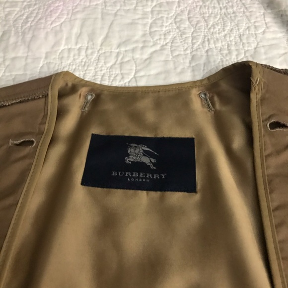 Burberry Trench Coat - Picture 6 of 8